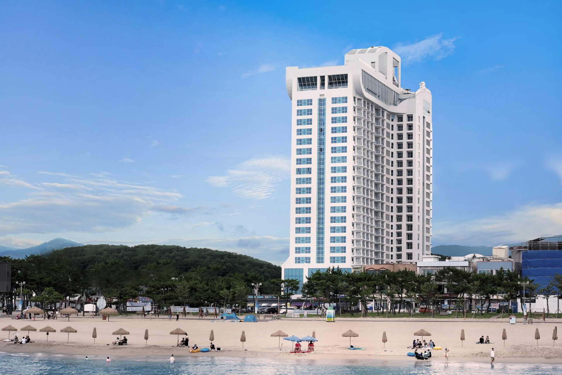 낙산 해수욕장 앞의 그랑베이 바이쏘트스위트 외관 사진